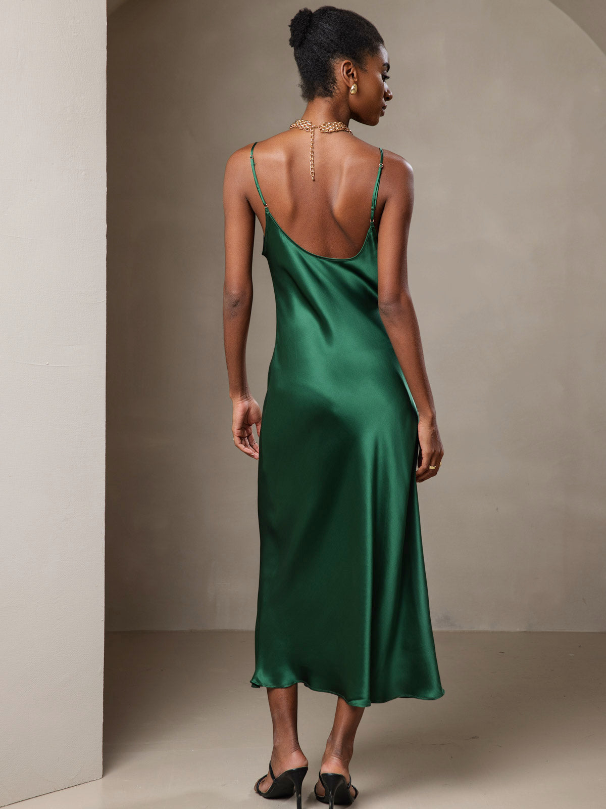 Seta - Vestido largo con tirantes finos