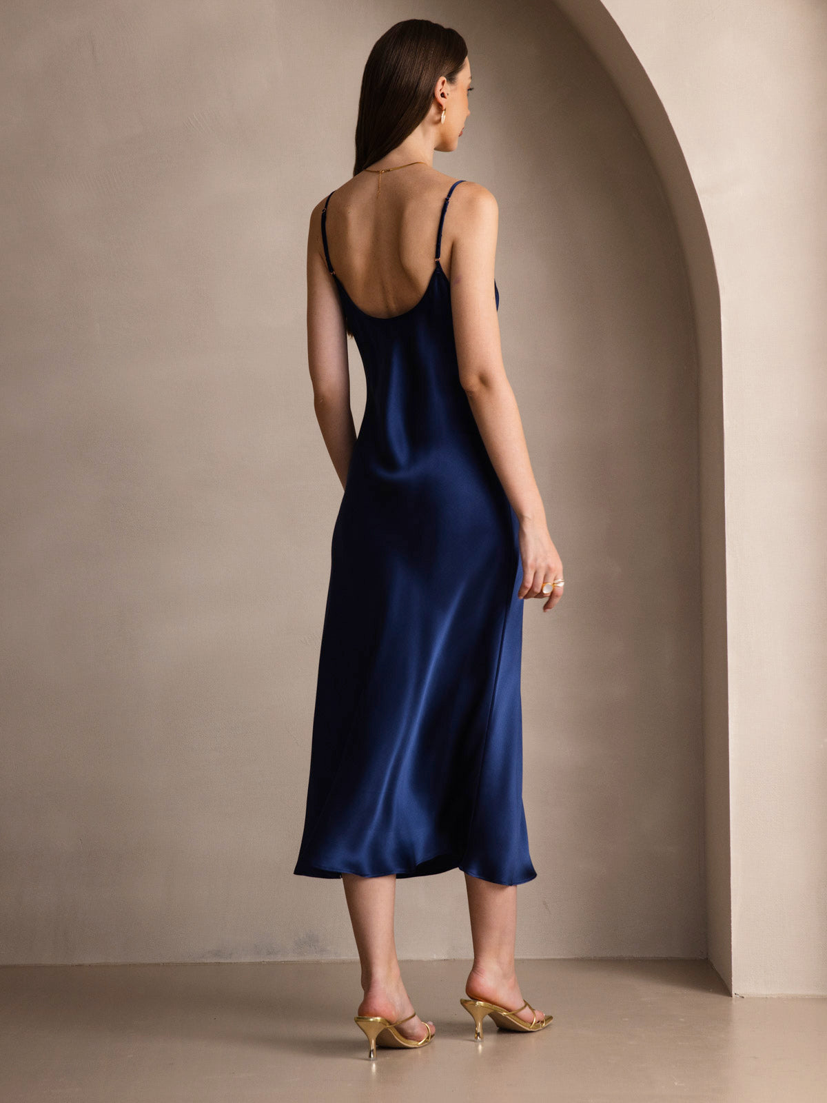 Seta - Vestido largo con tirantes finos