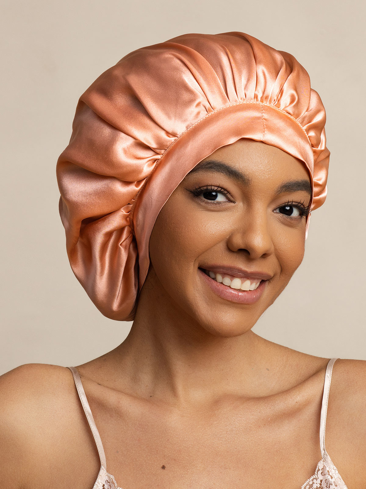 Gorro de dormir elegante de seda pura con cintas largas