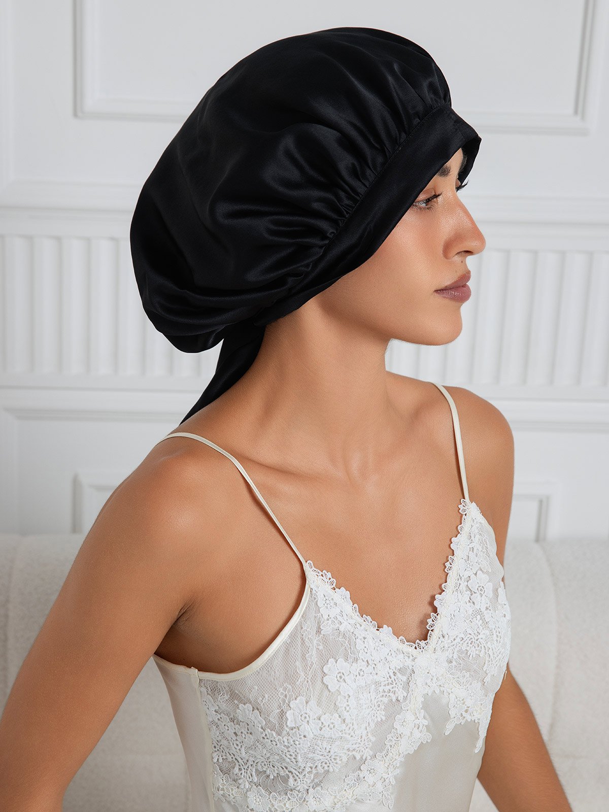 Gorro de dormir elegante de seda pura con cintas largas