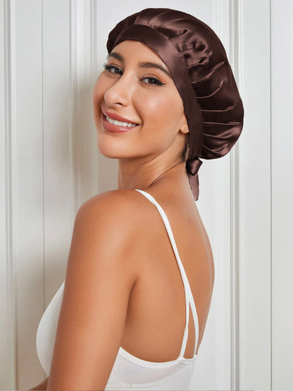 Gorro clásico de pura seda con cintas