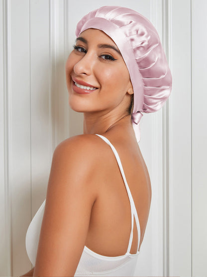 Gorro clásico de pura seda con cintas