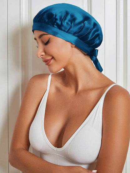 Gorro clásico de pura seda con cintas
