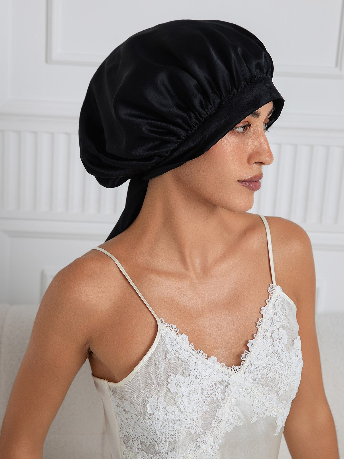 Gorro de dormir elegante de seda pura con cintas largas