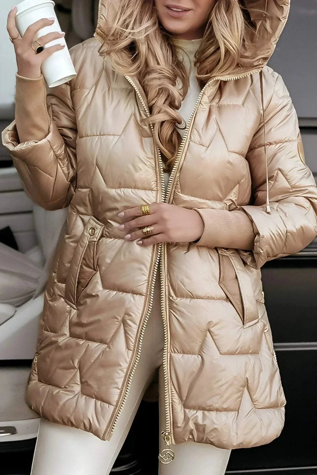 Ariana™ | Abrigo acolchado con capucha